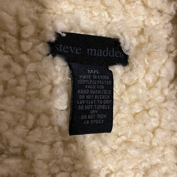 Steve Madden Faux Fur Vest - Picture 4 of 4